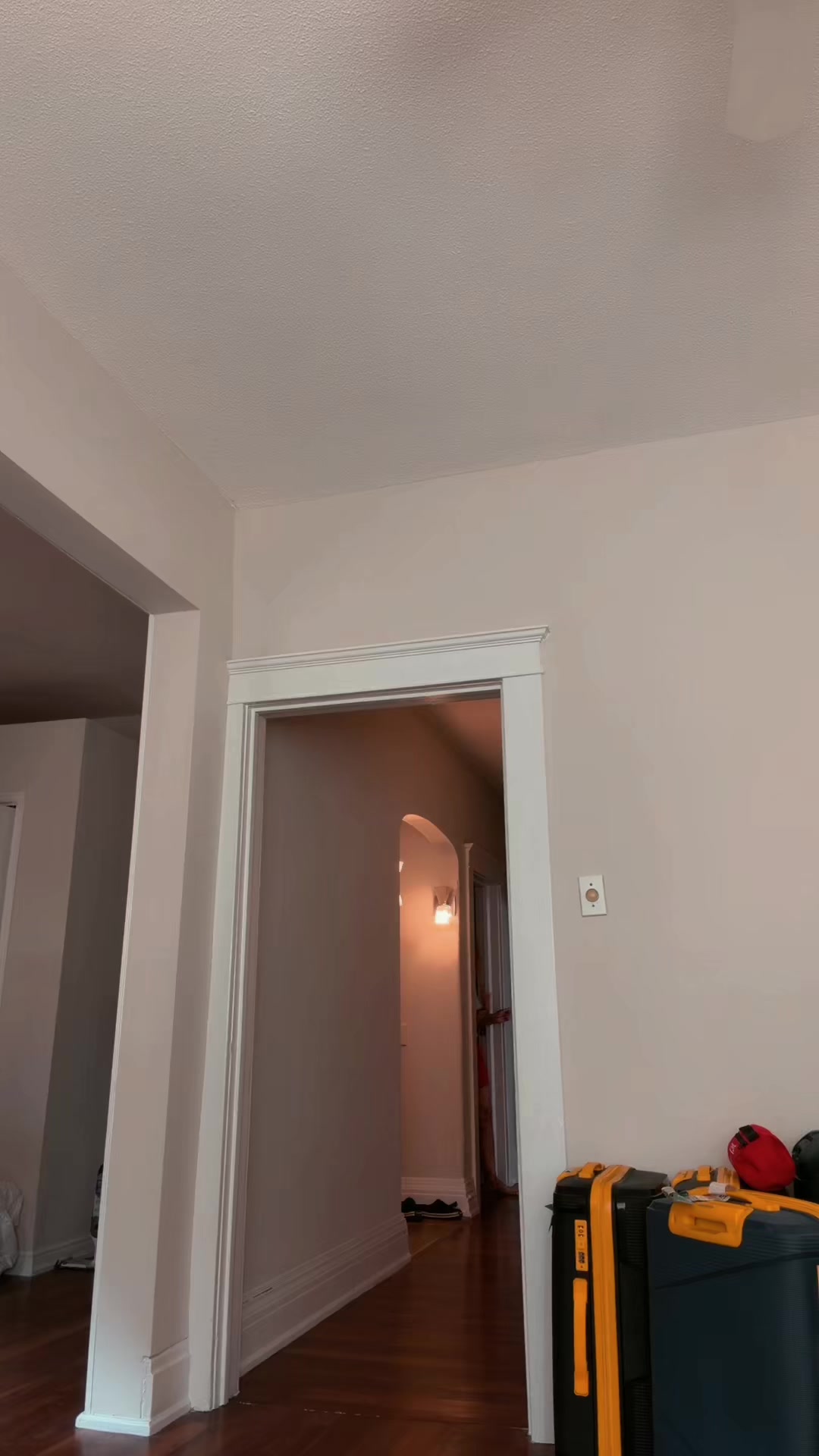 @bebe77777b