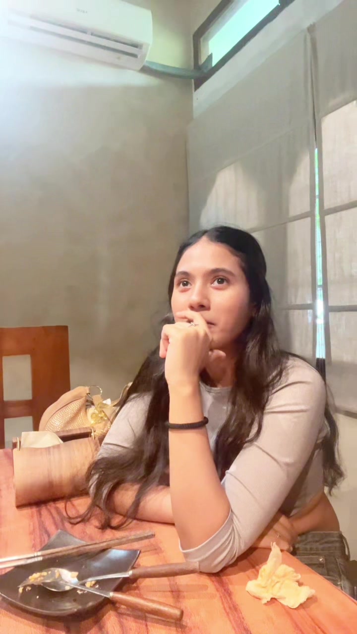 @Rozanne Diasz