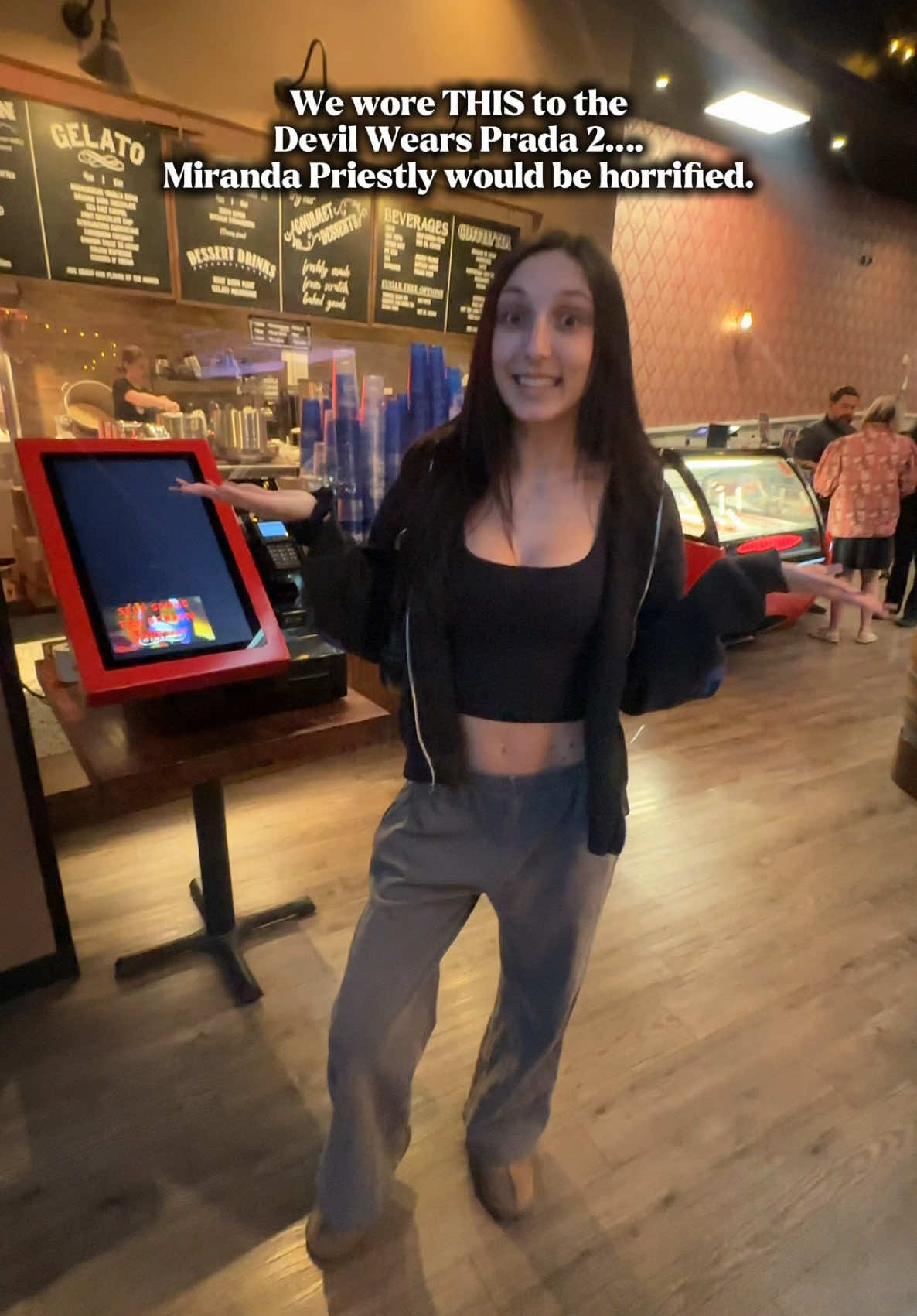 @ItsAlexisSimone