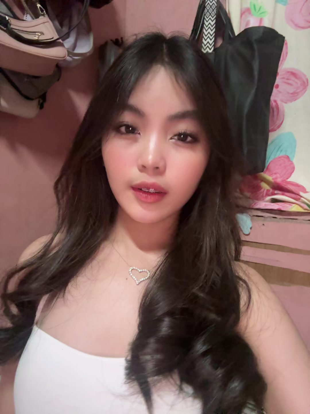 @Zahlia