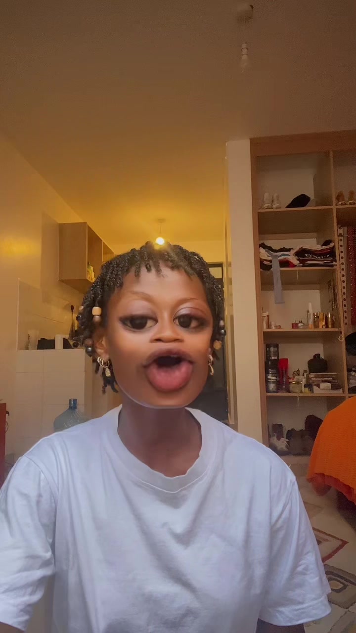 @Nina