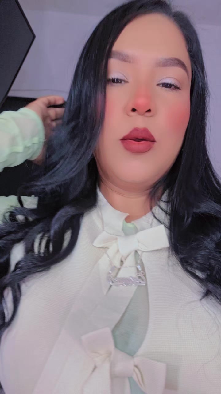 @carmen lopez 🥰