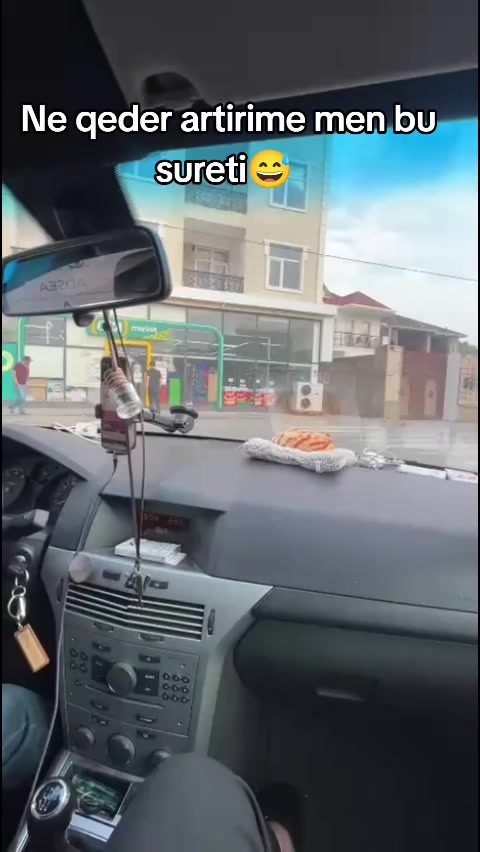 @&Ouml;M&Uuml;R033
