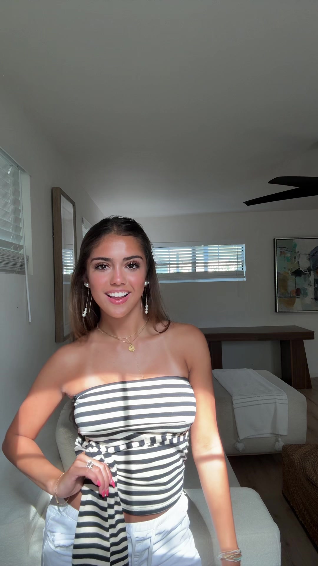 @hi