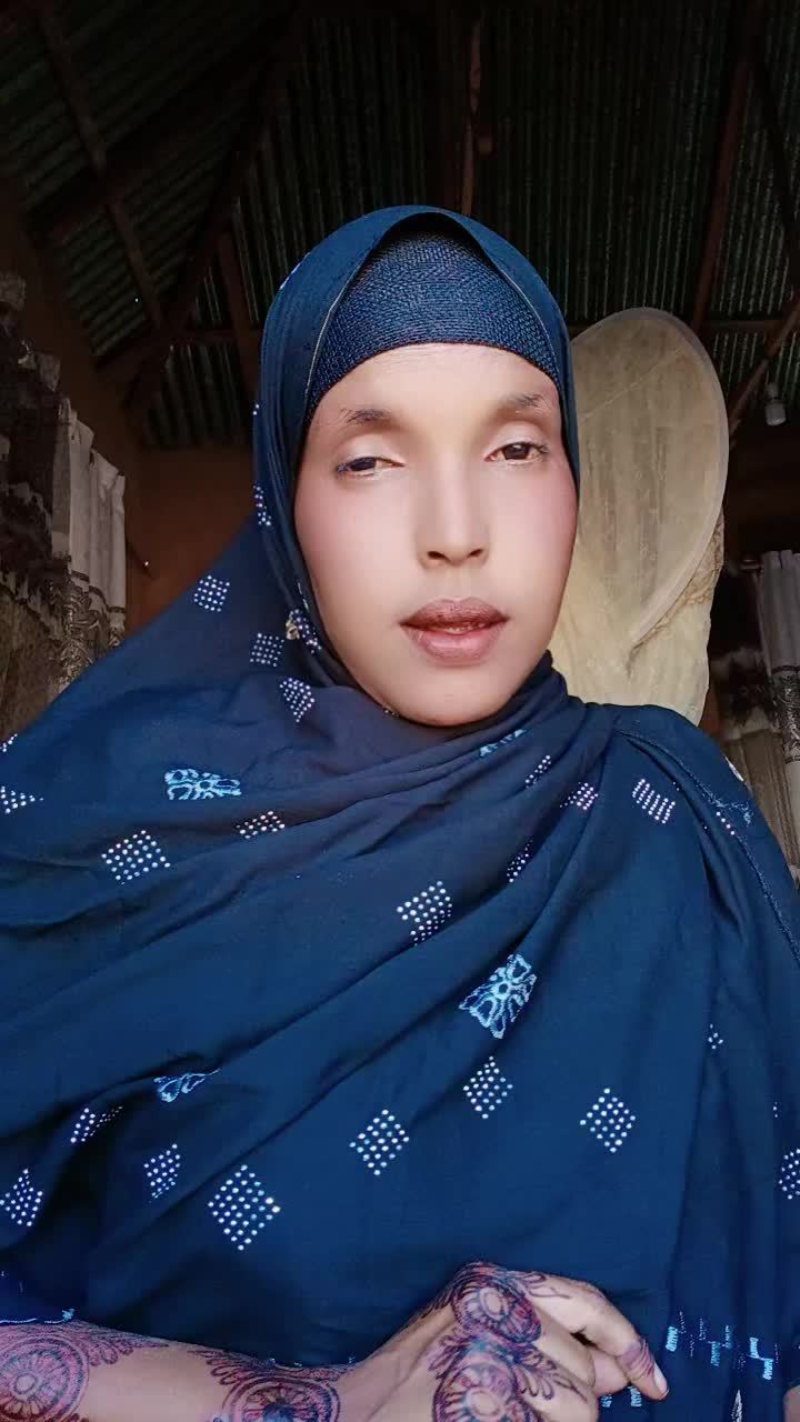@Ayeeyo Xaliimo