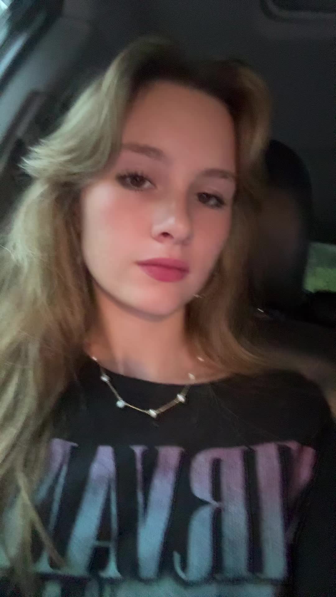 @chloeee