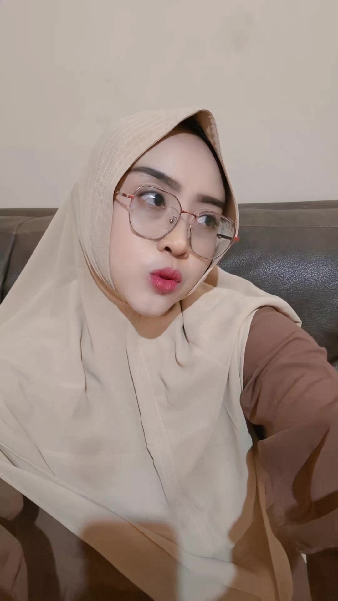 @Sofybintang