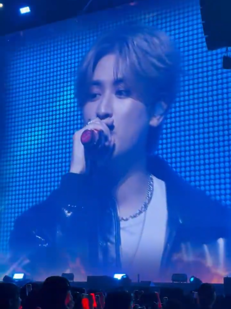 @Dellista_iKONIC