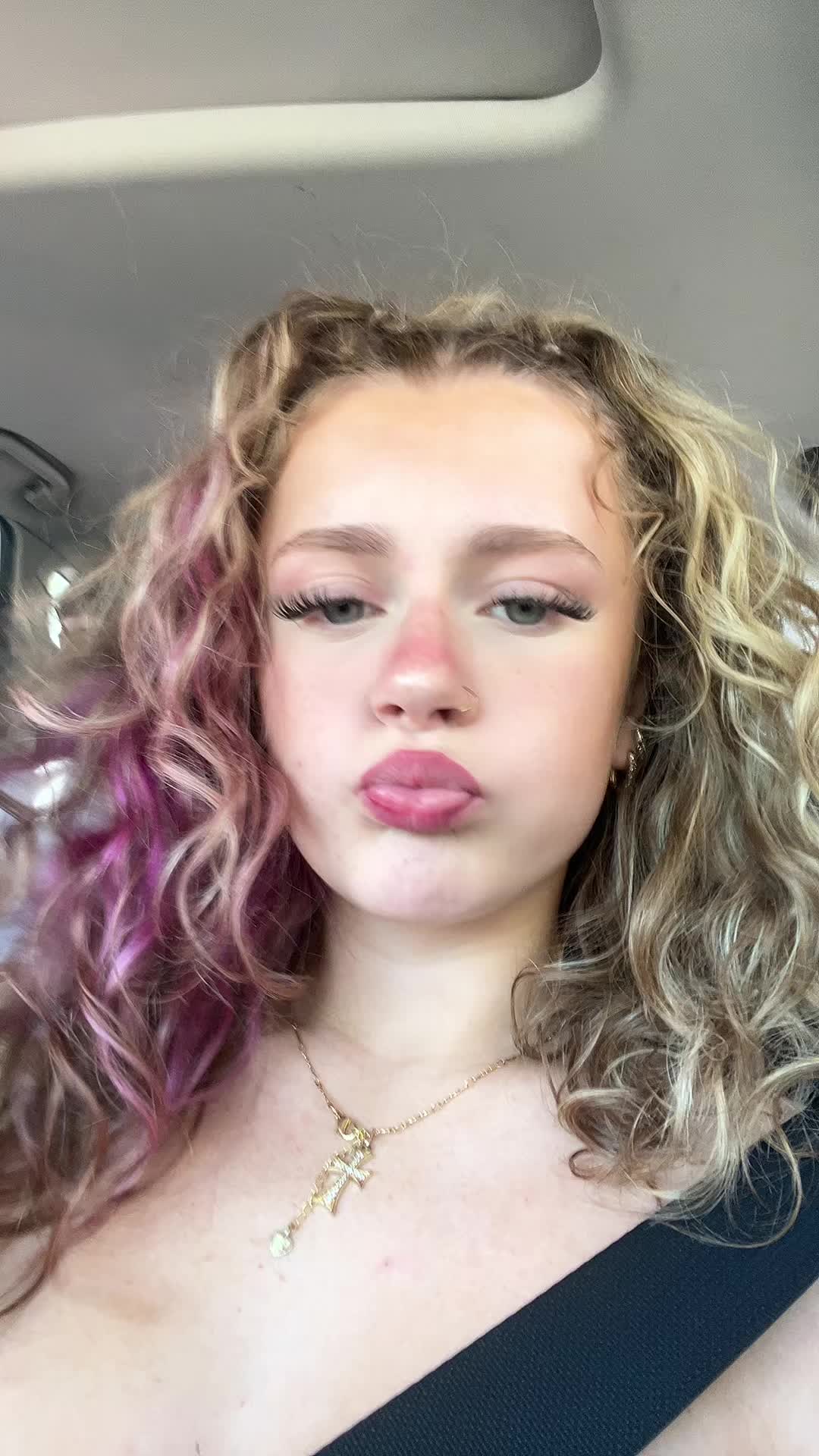 @emilee