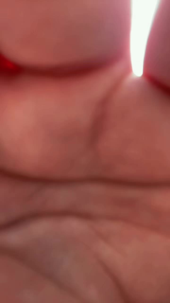 @𝓕𝓾𝔃𝔃𝔂 <3