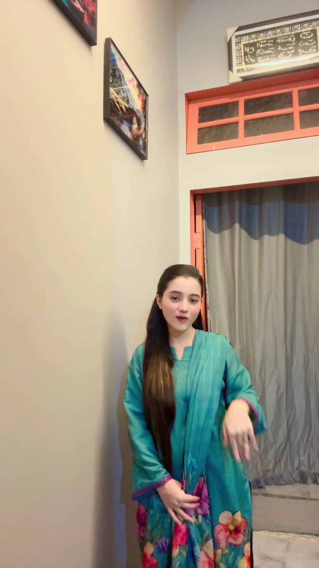 @Alisha ameen0700