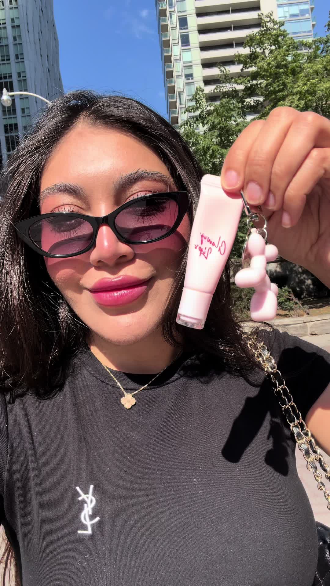 @Diana Fletes Cosmetics