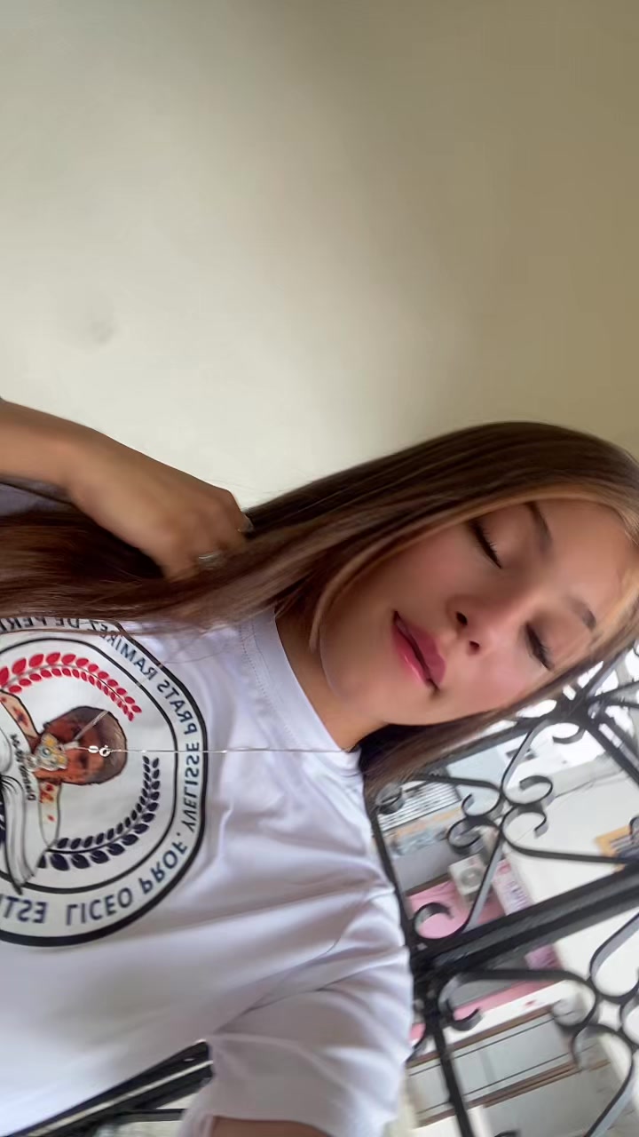@yelii🍒🧚🏻&zwj;♀️🌙