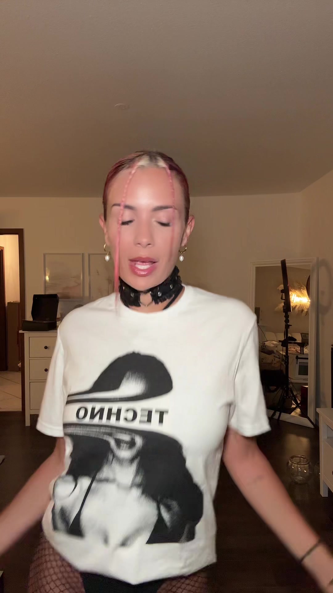 @NYXEA