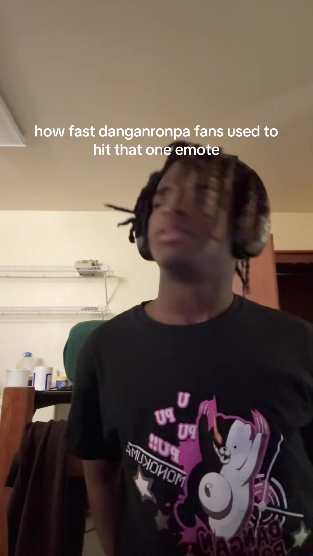 @komoneon