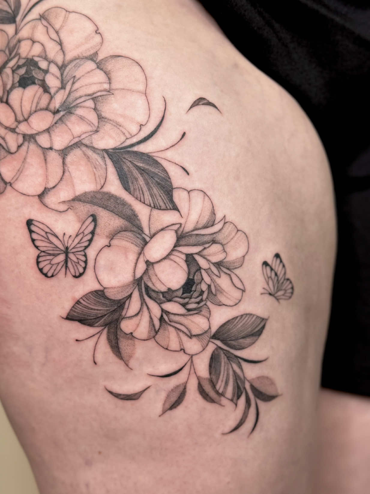 @myah | fine line tattoo artist