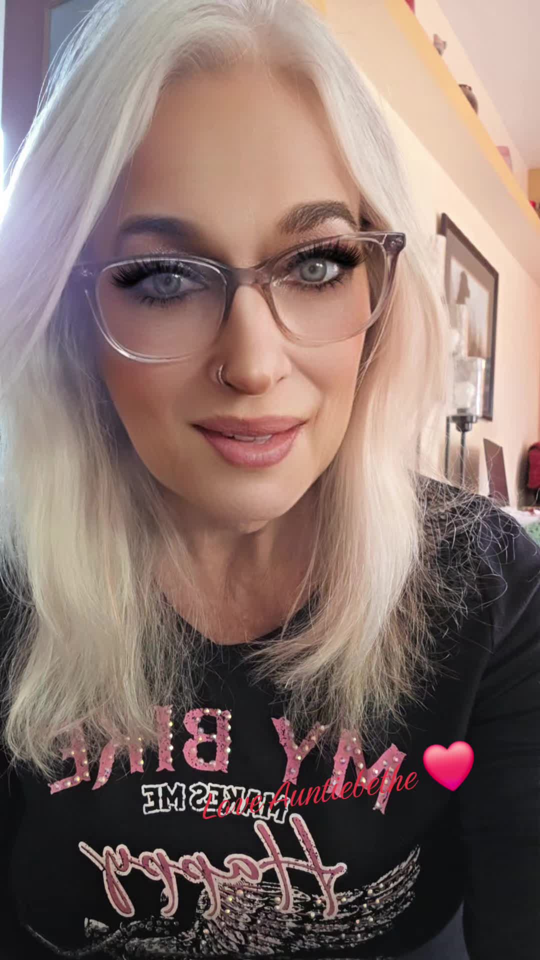 @Auntiebethe
