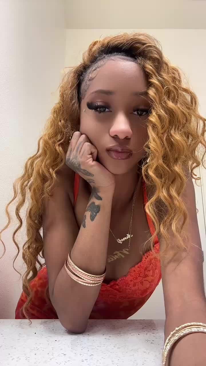 @Nyny💕