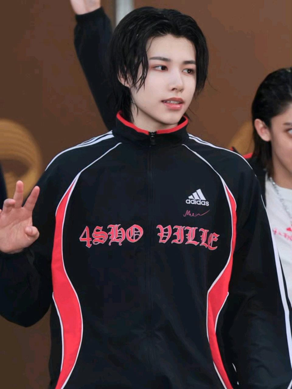 @𝐋𝐨𝐮𝐢𝐬