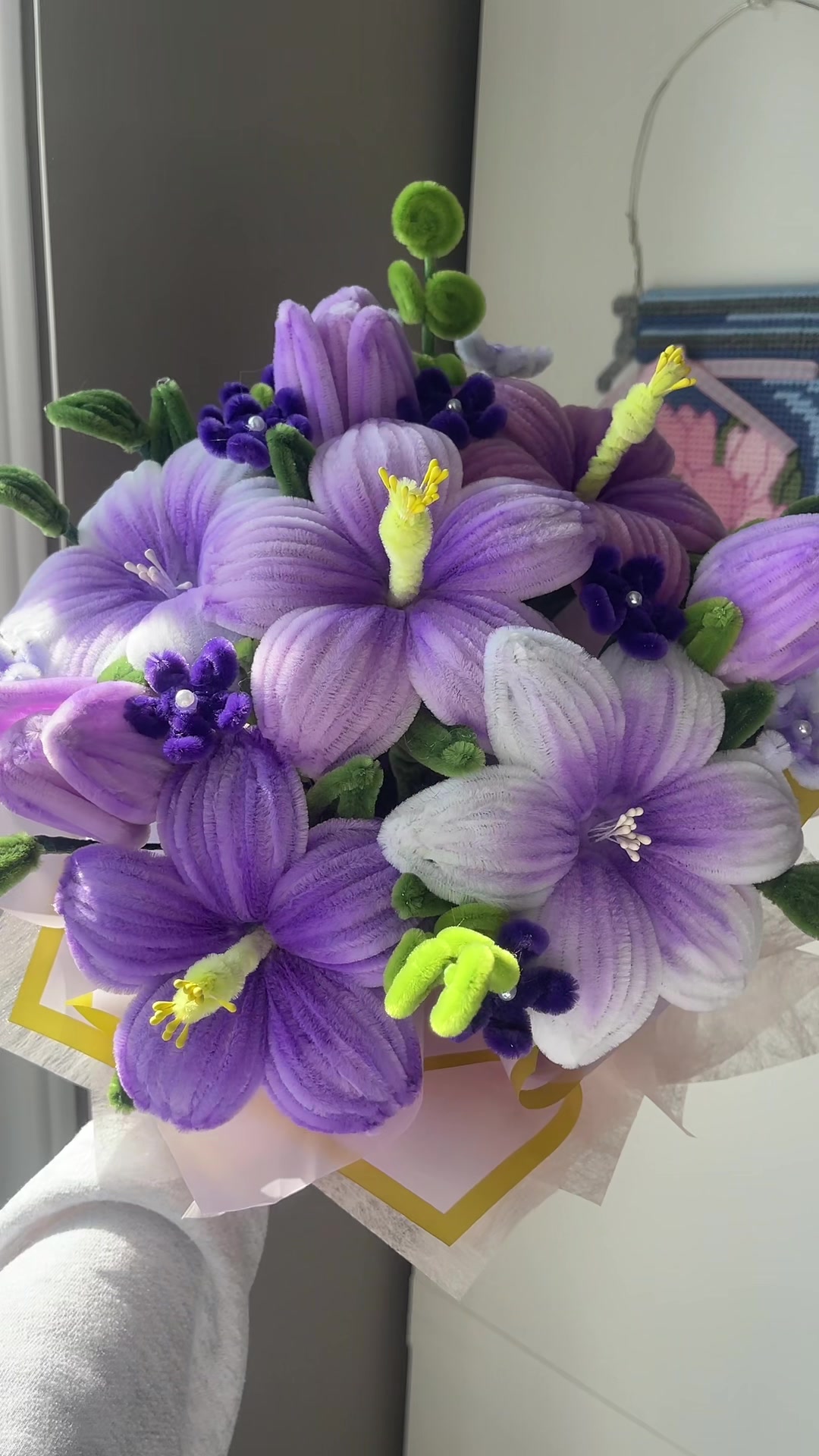 @Crescent Flowers 💐