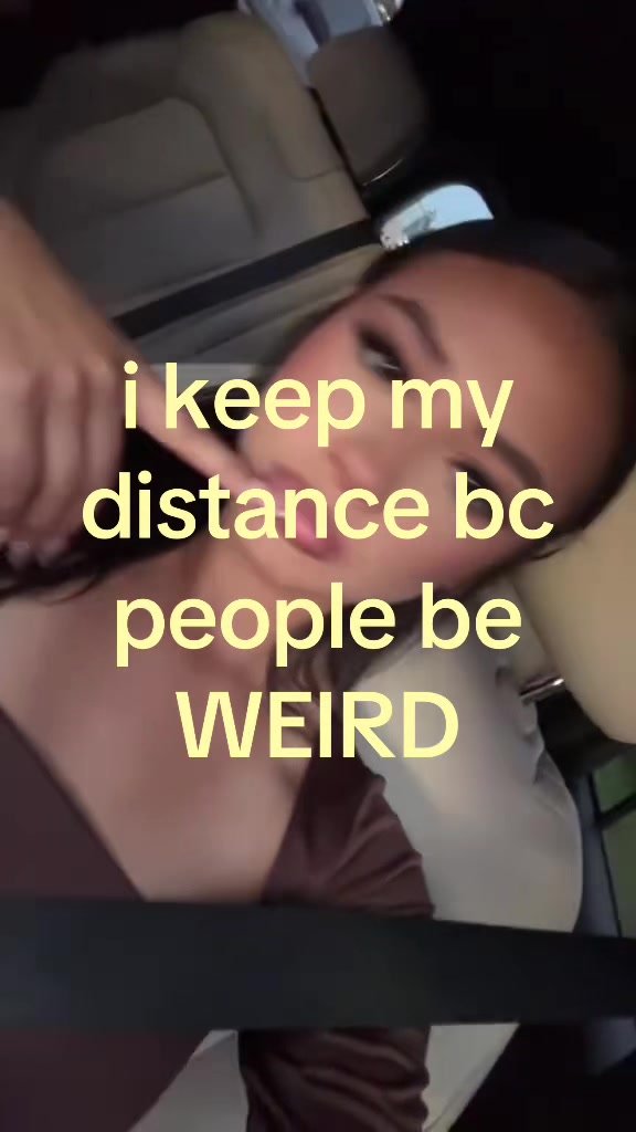@𝐫 𝐨 𝐬 𝐚 ౨ৎ