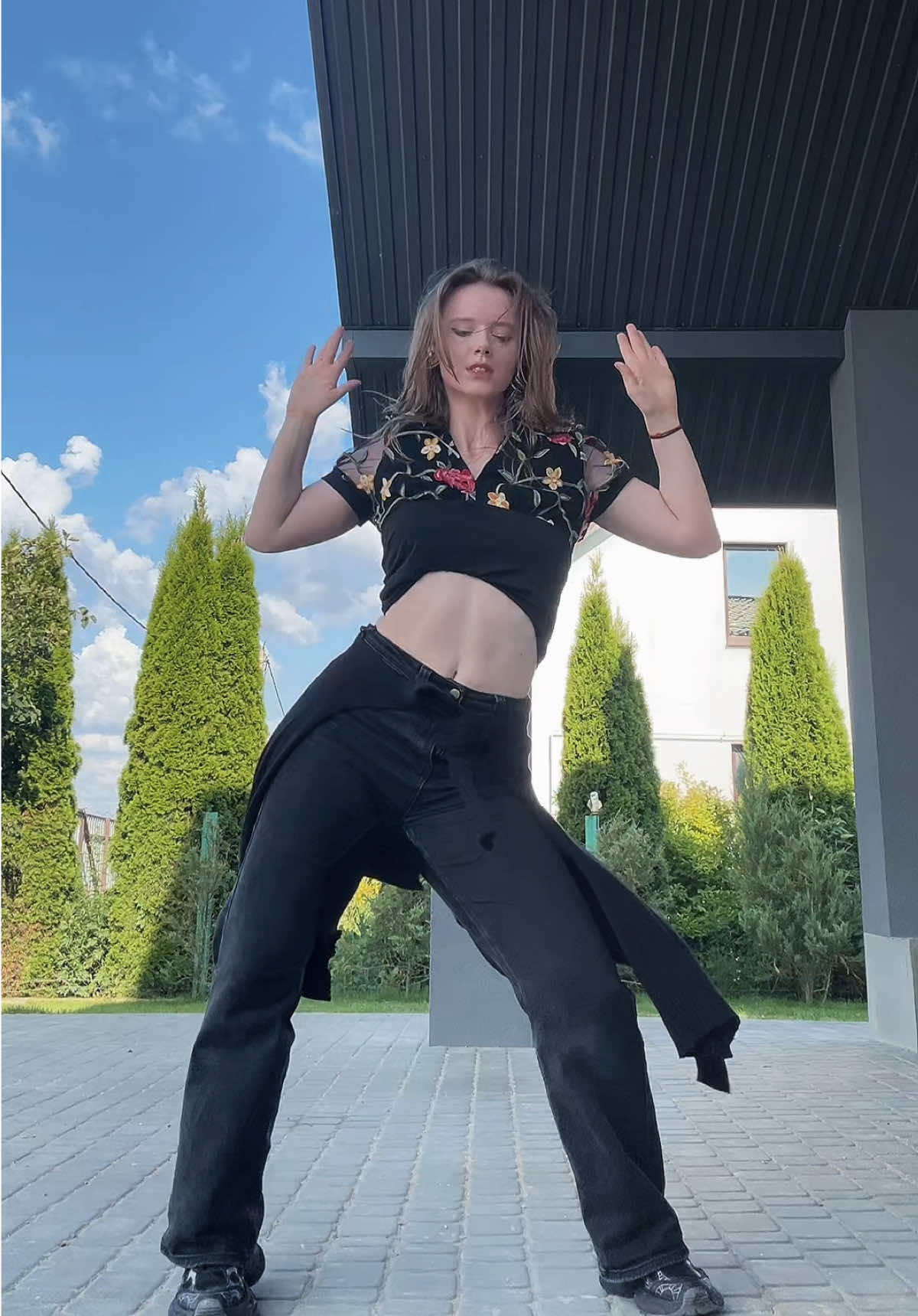 @Alisa