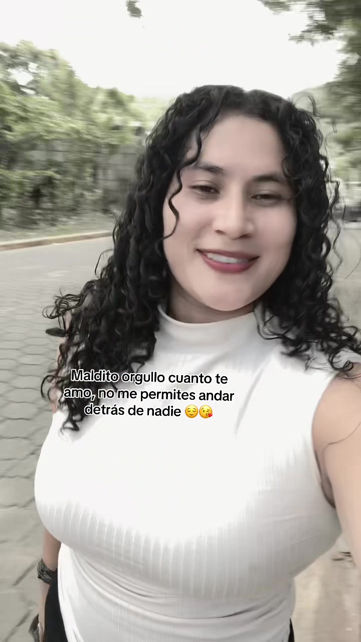 @👩🏻&zwj;🦱𝕊𝕦𝕘𝕖𝕪𝕣𝕚𝕟𝕘 