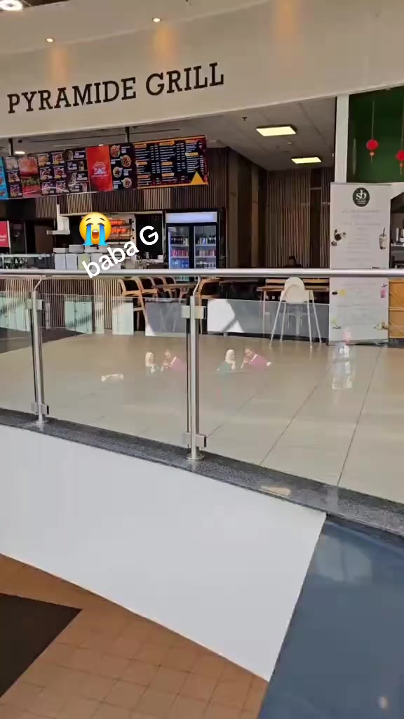 @𝙃𝙄𝙍𝘼 𝘾𝙃🇵🇰🇩🇪