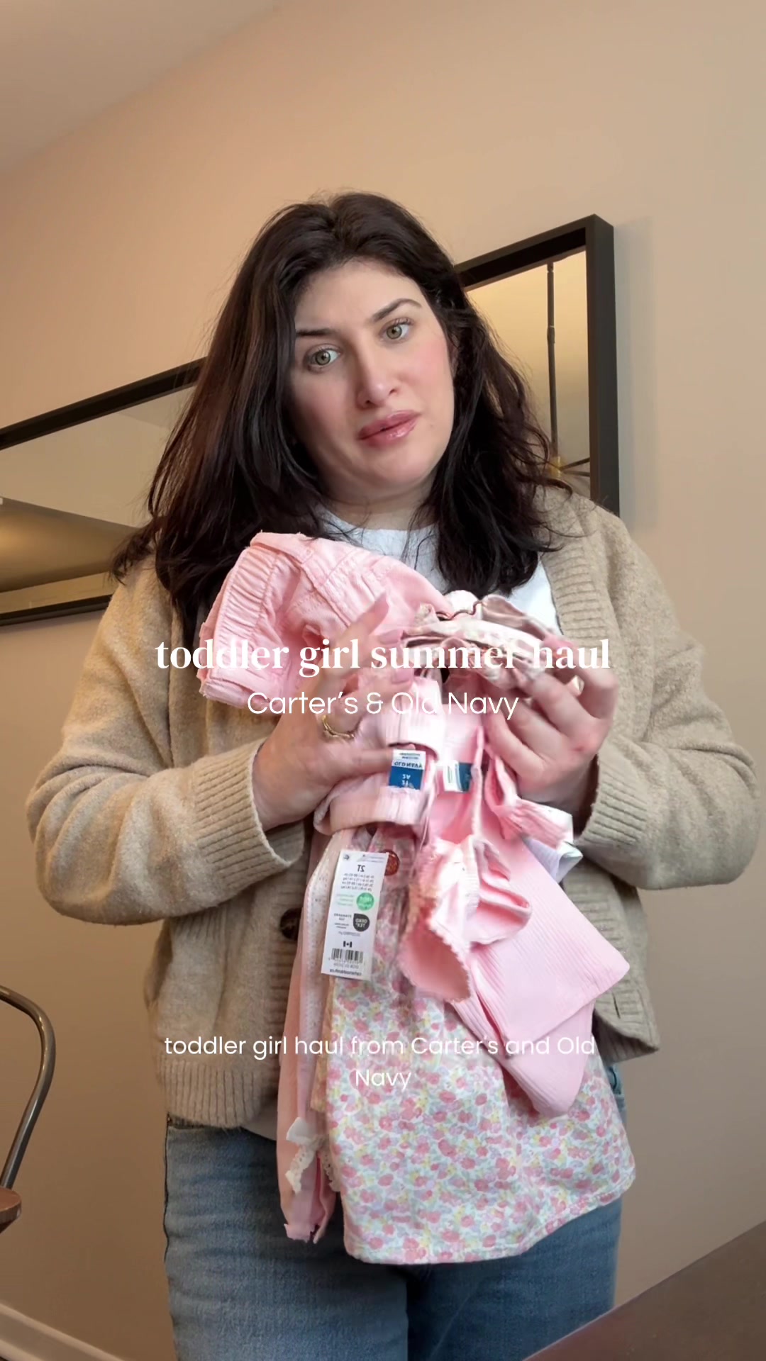 @Hannah &bull; Pregnant Toddler Mom