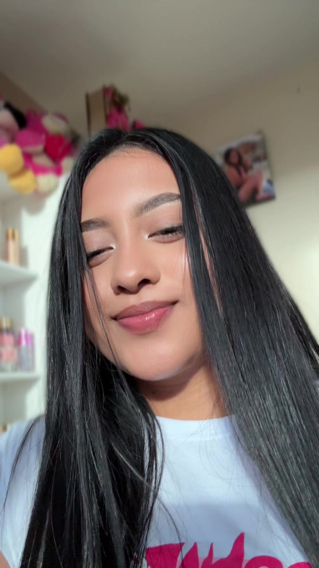 @𝑀𝐼𝐾𝐼 𝑇𝐸𝐹𝑌𝑆 👸