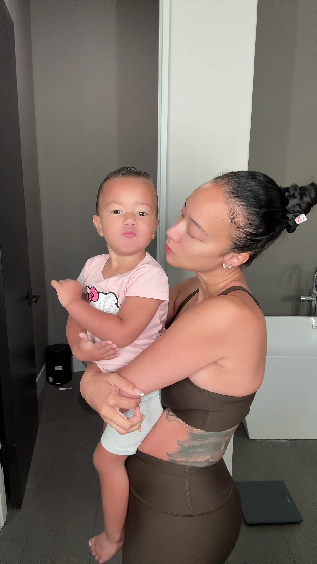 @Draya