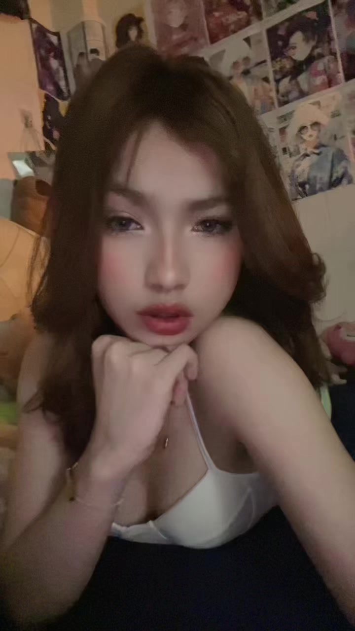 @Lily