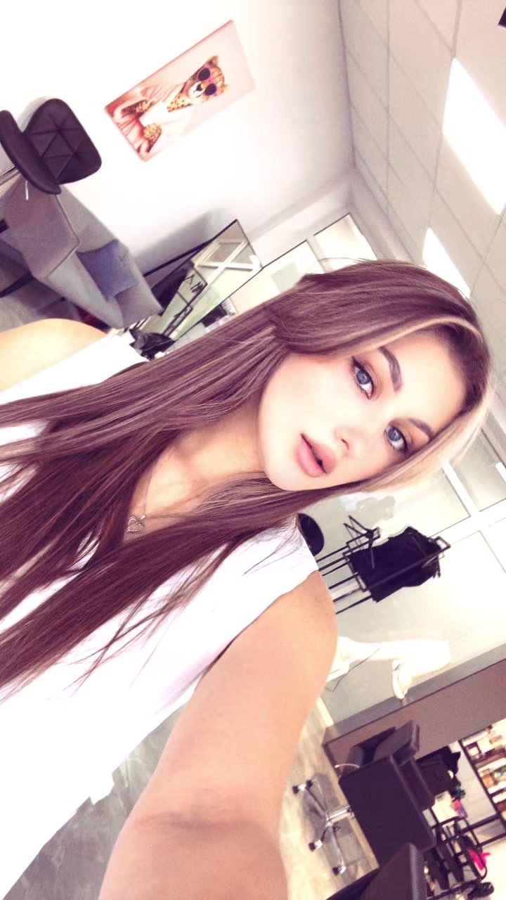 @Valeerochka💕