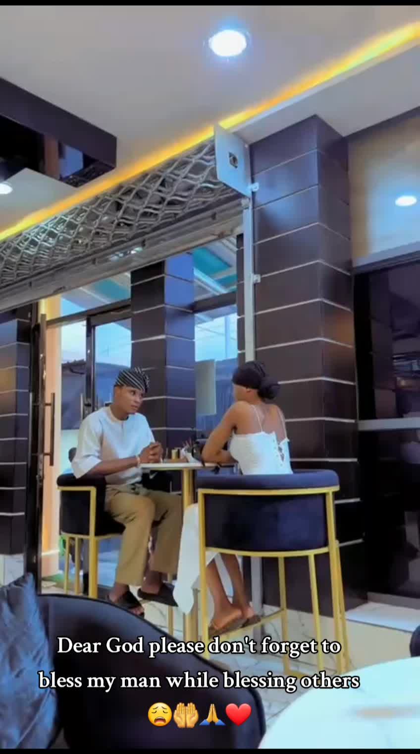 @Bâmbî ๐ฆ๐