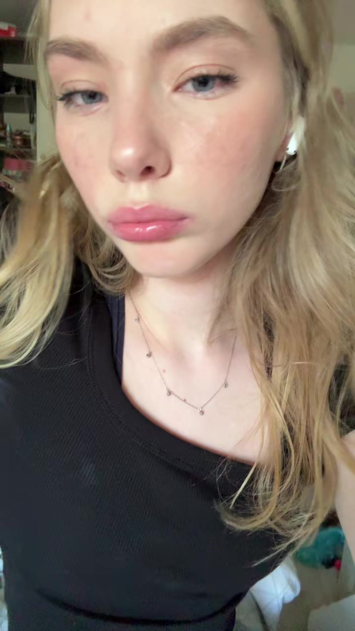 @🦢