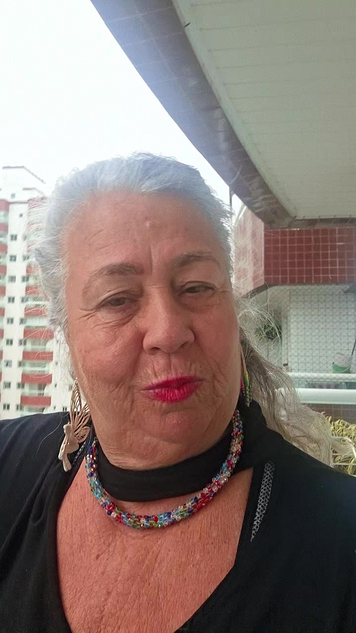 @regianebombonzinh