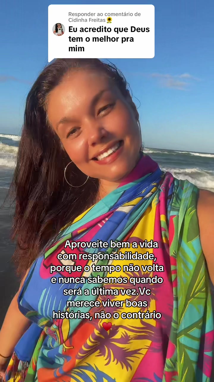 @Lívia 🪬🗝️💍📚💎🪬💒🥂✨🌹🌟