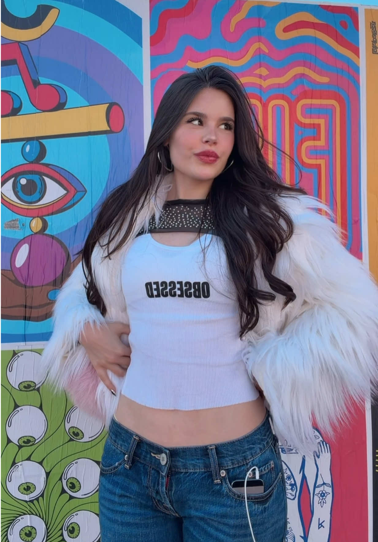 @Luara