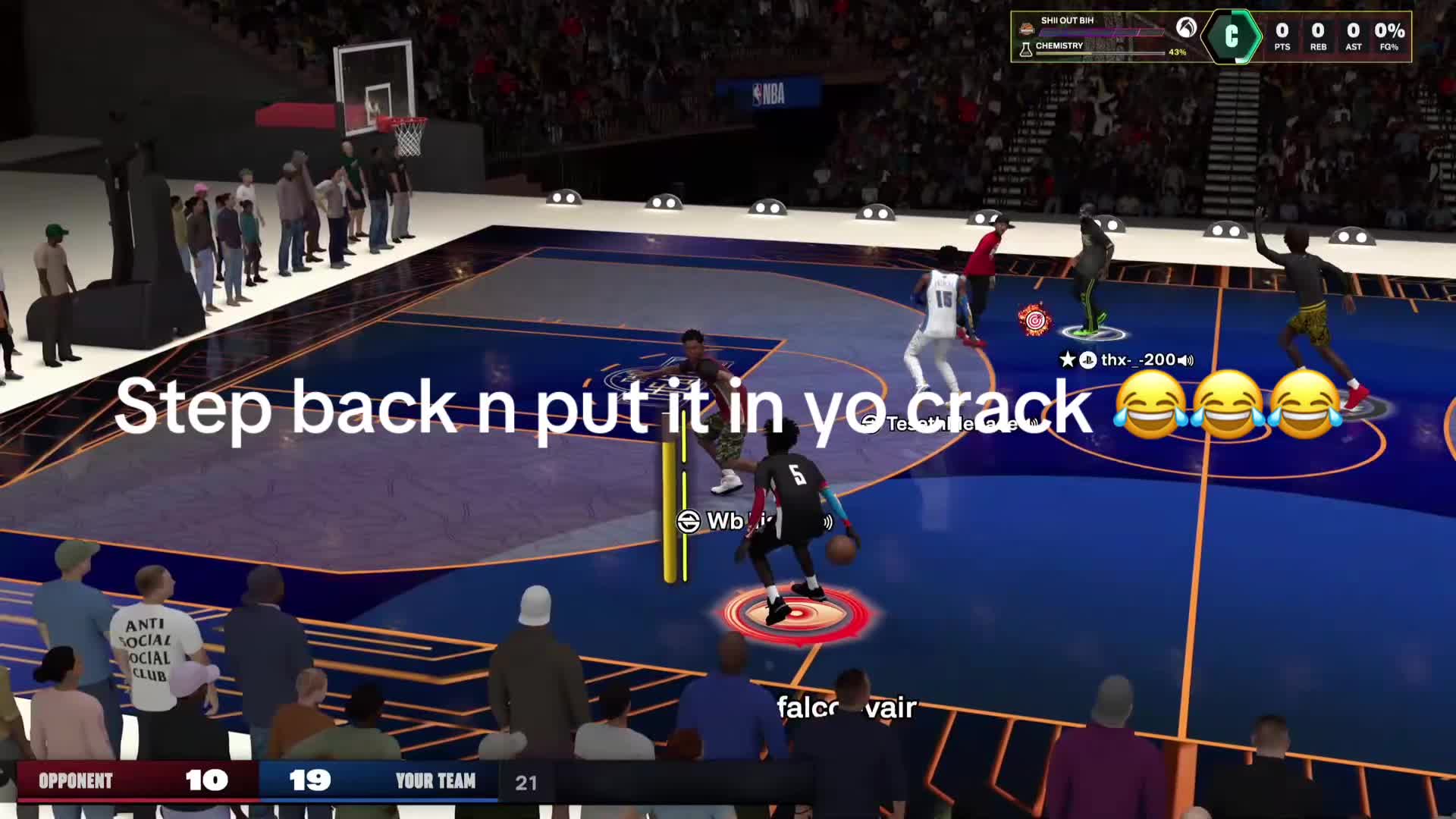 @￴