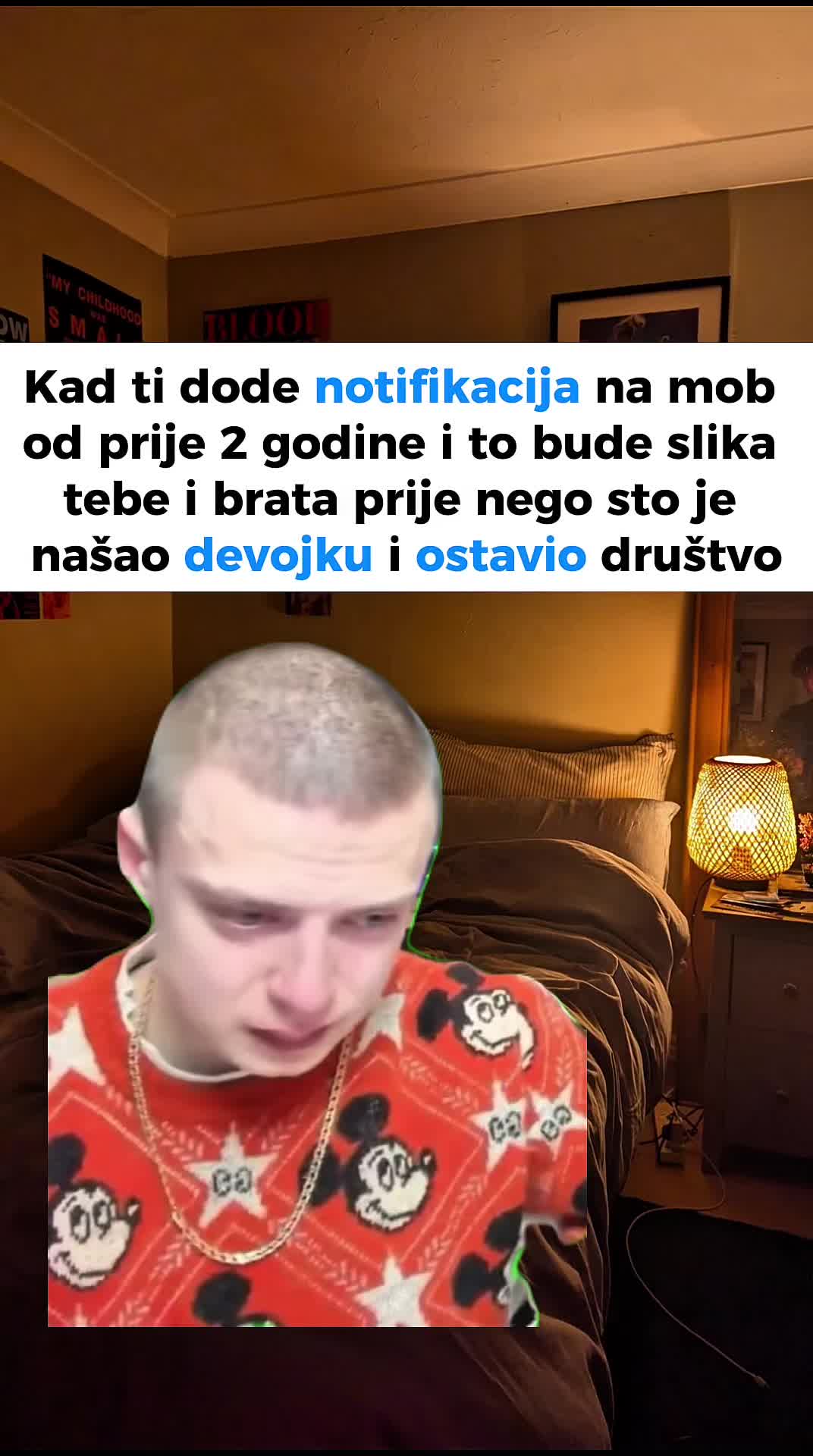 @Videa sa onim likom 😂