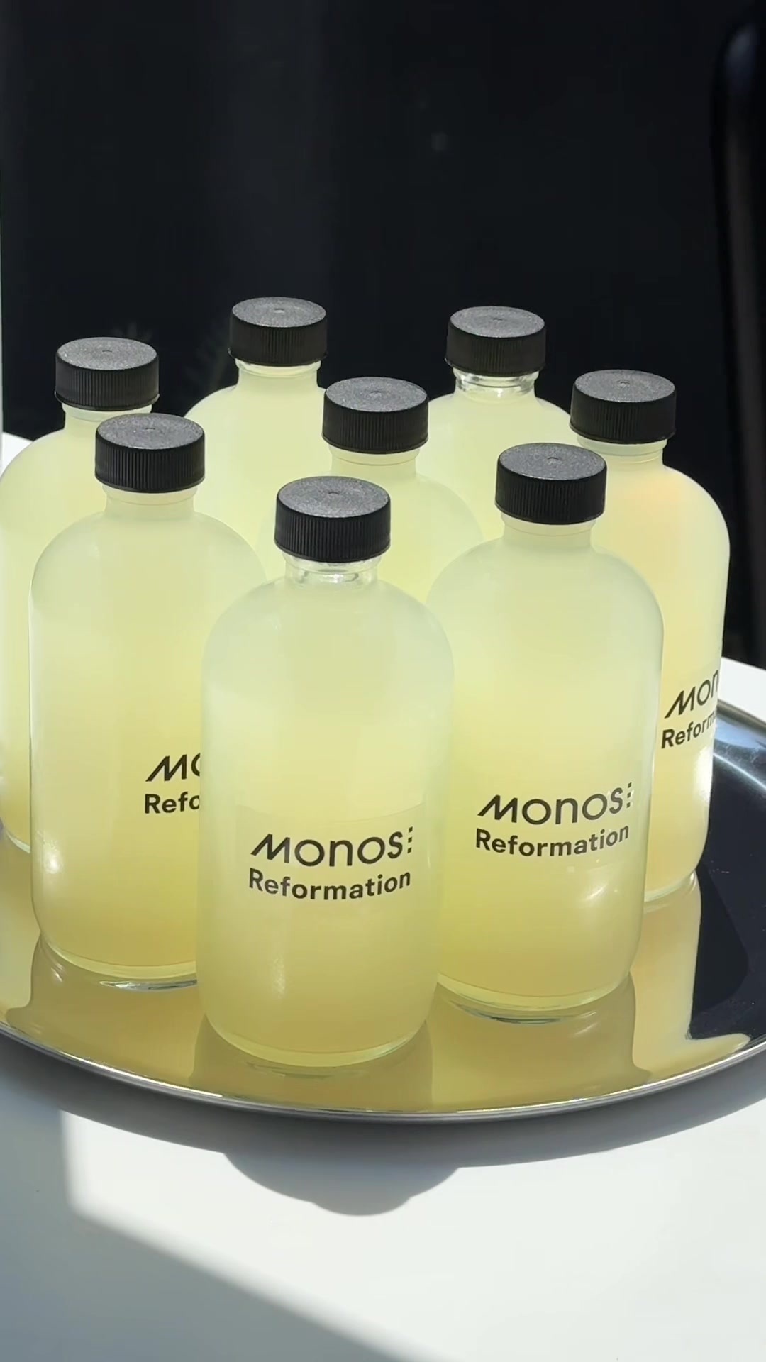 @Monos Travel