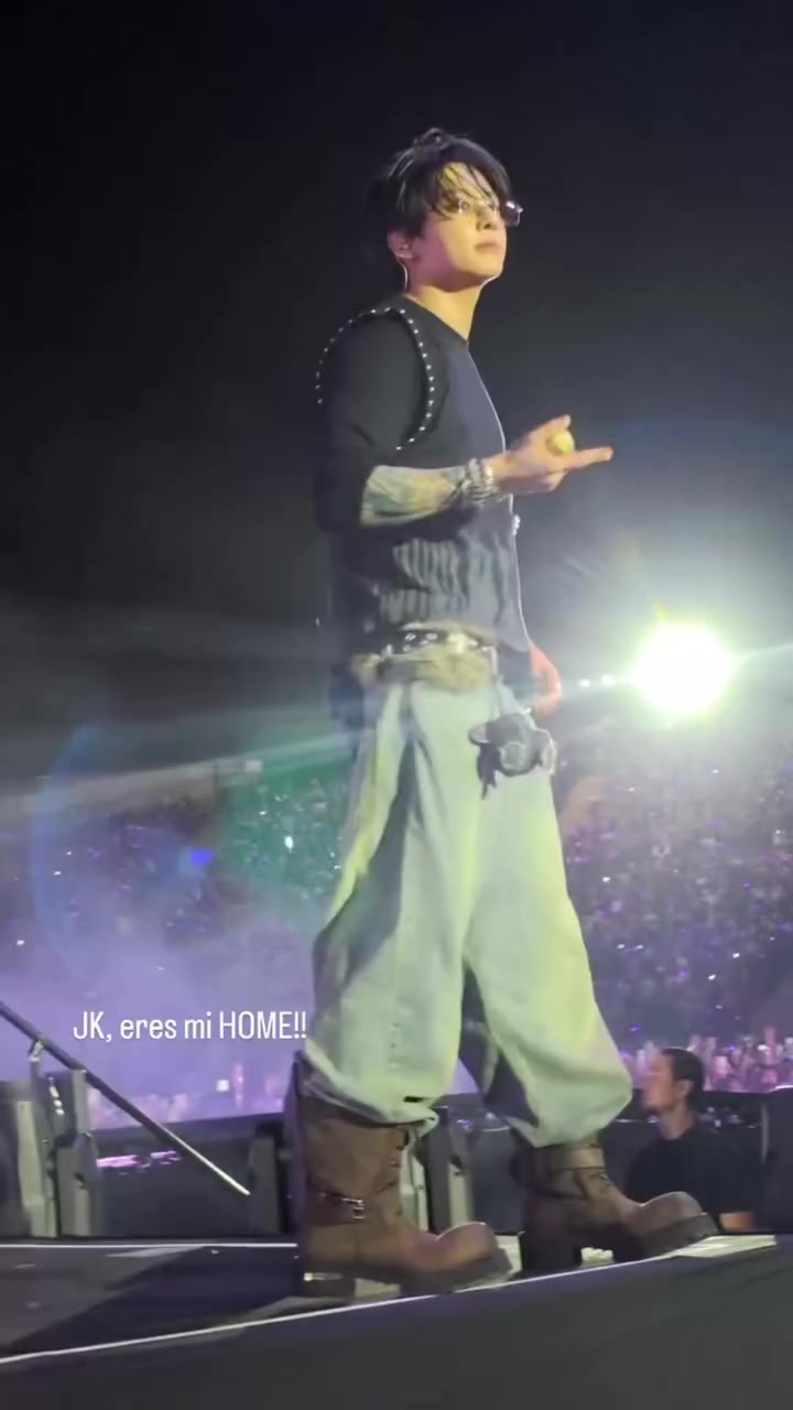 @JEON JUNGKOOK💜🐰💜