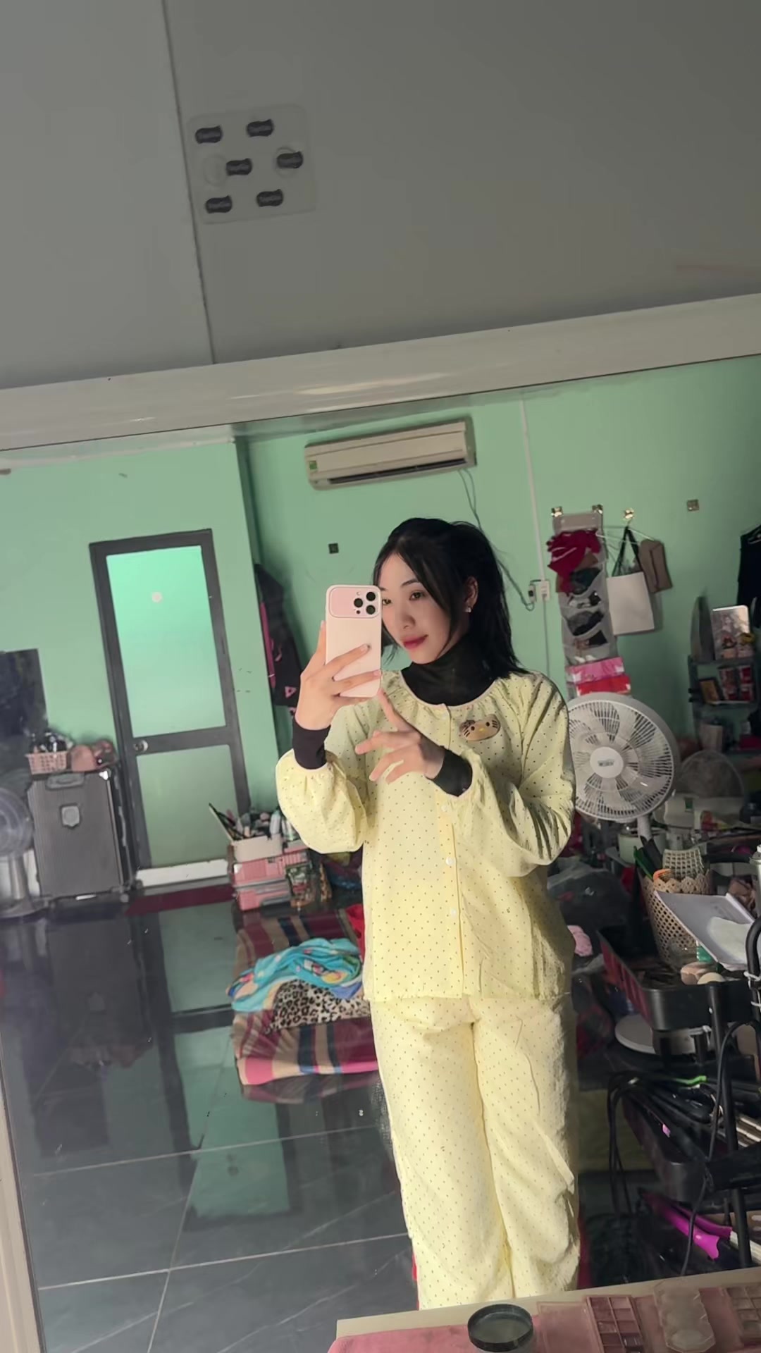 @Uyên Nhi