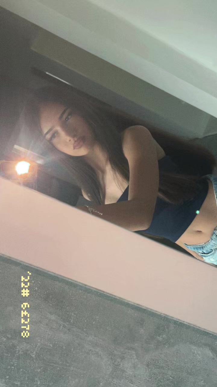 @🫣