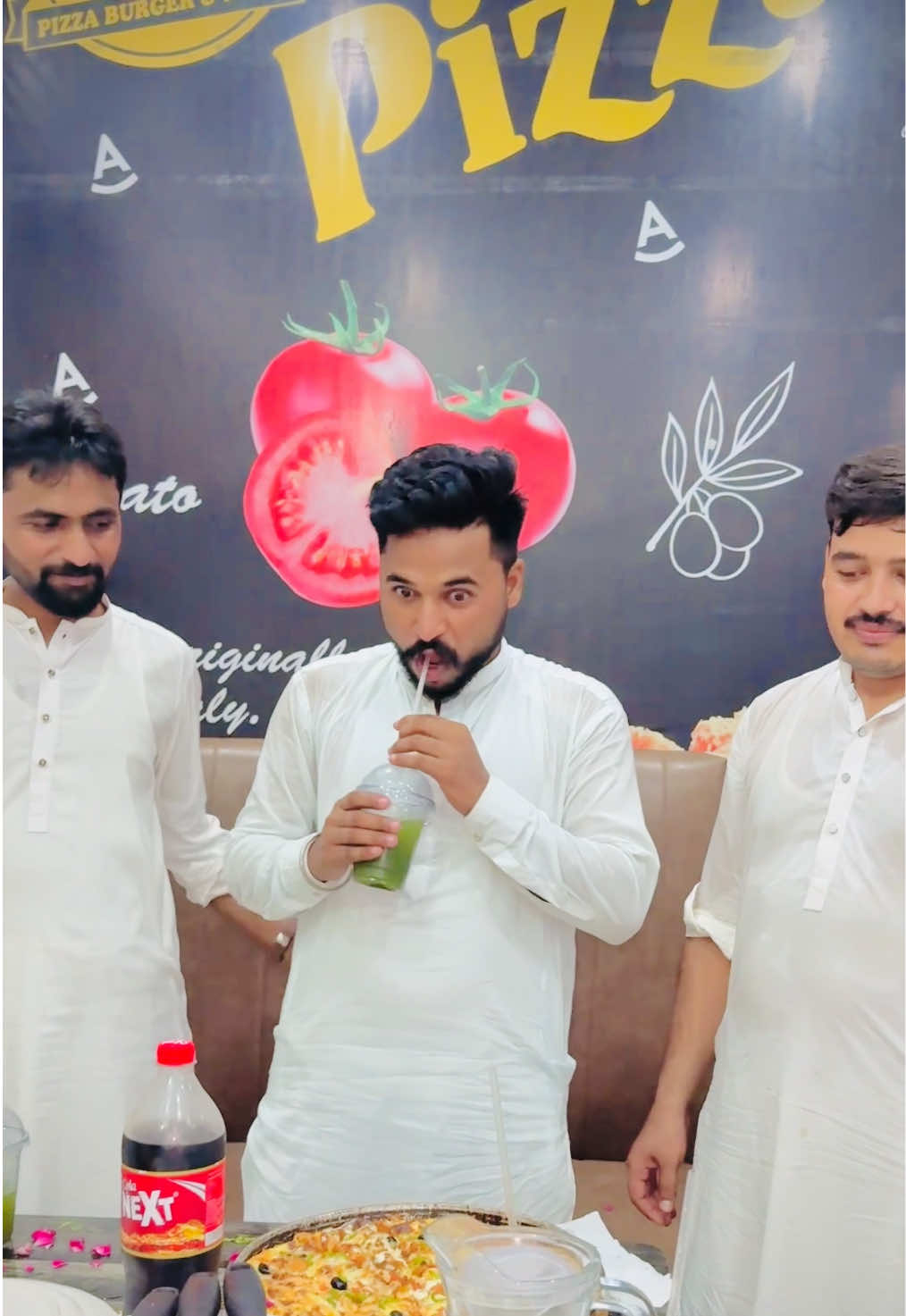 @،،♨️کنیرا🇵🇰سائیں♨️ ،،