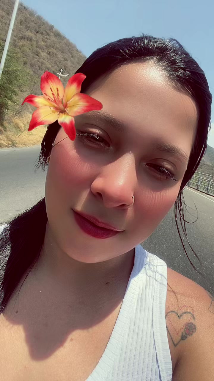 @Roxi.20