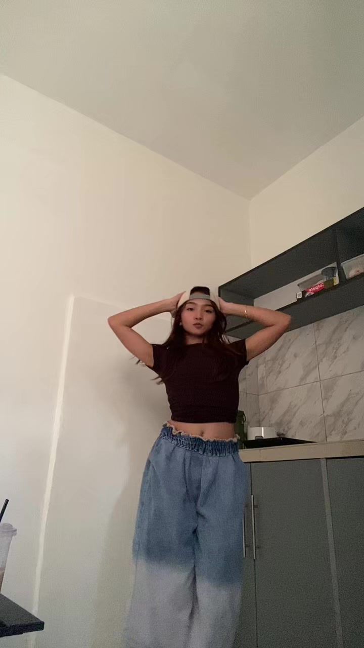 @𝓪𝓵𝓵𝔂