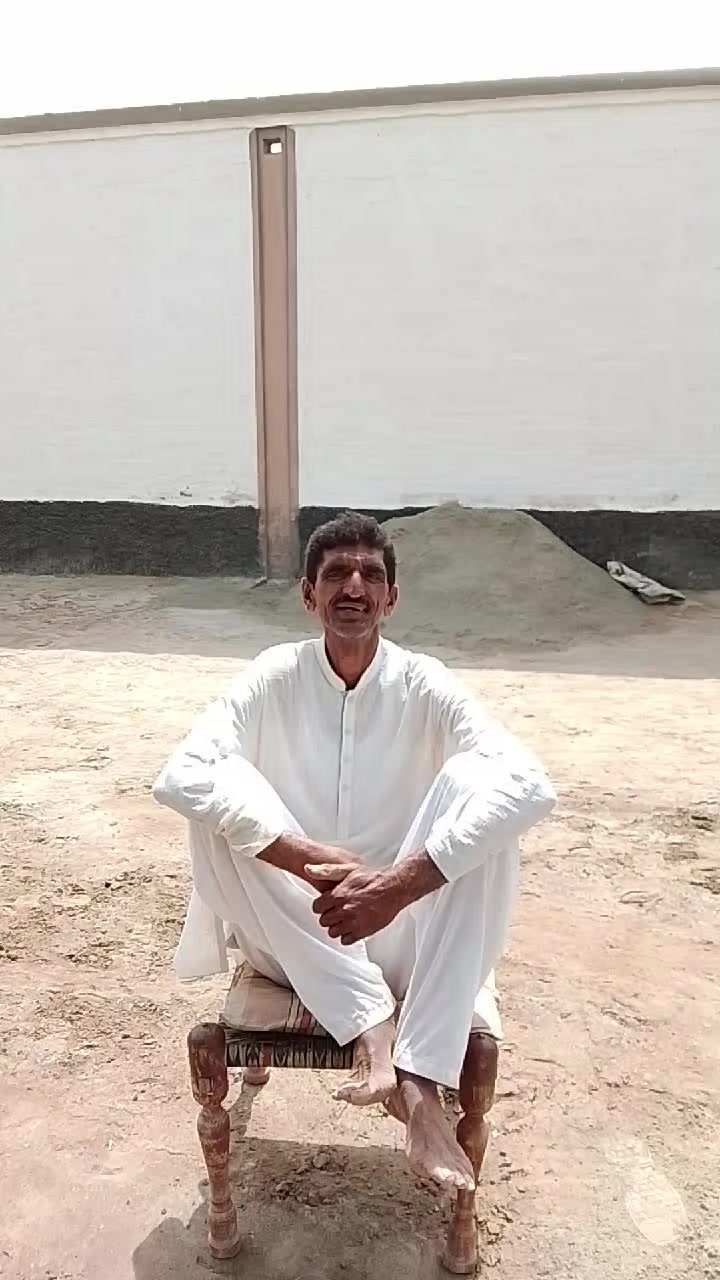 @m Khalid Abbas