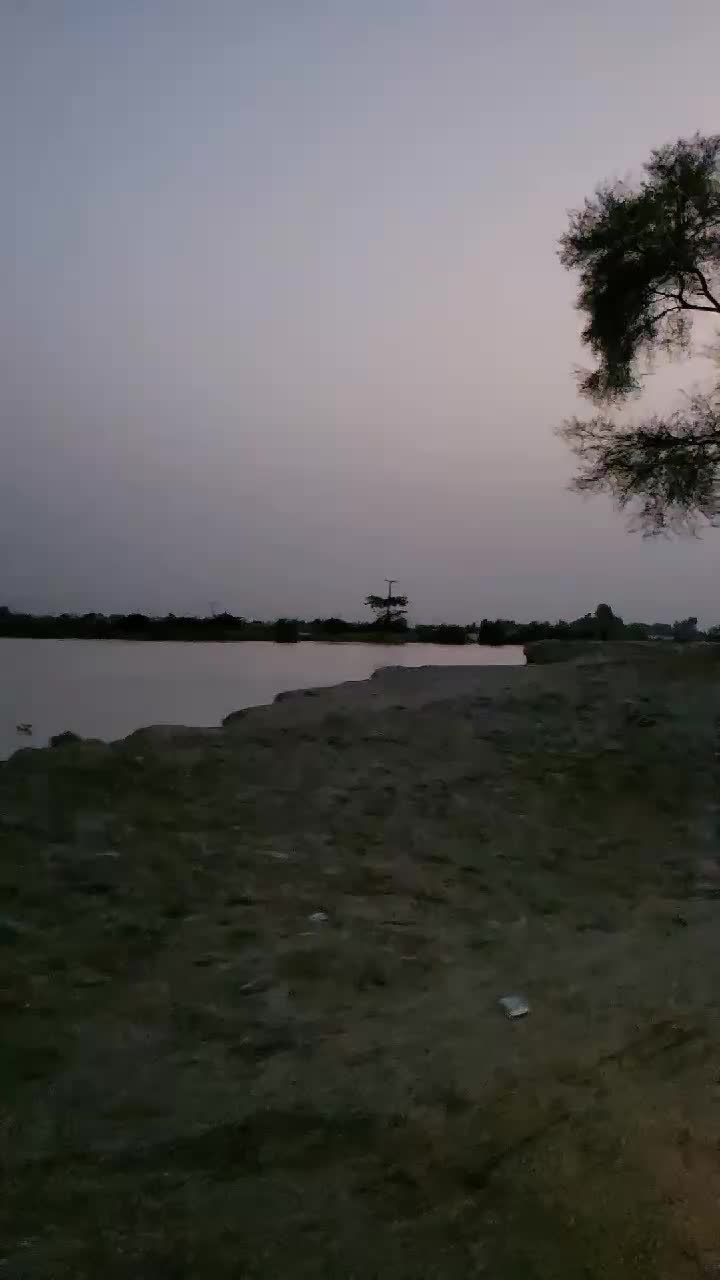 @Iqra🤍