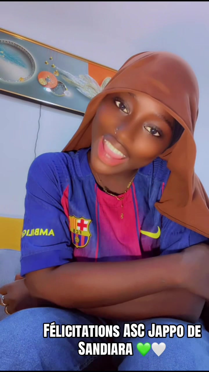 @MISS CATALAN 10💙❤️